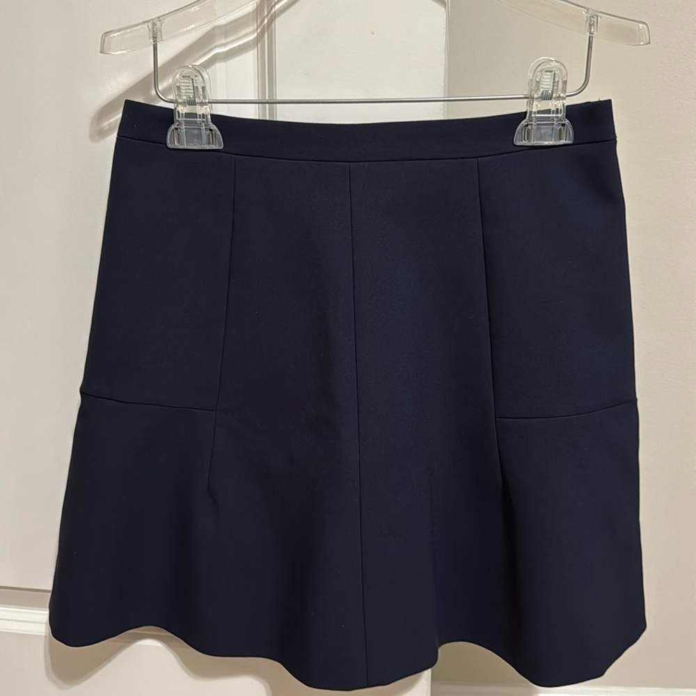 J Crew Women’s size 2 Navy Blue Skirt